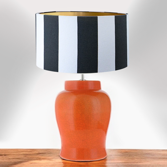 LÁMPARA ASIA NARANJO III – Intriga